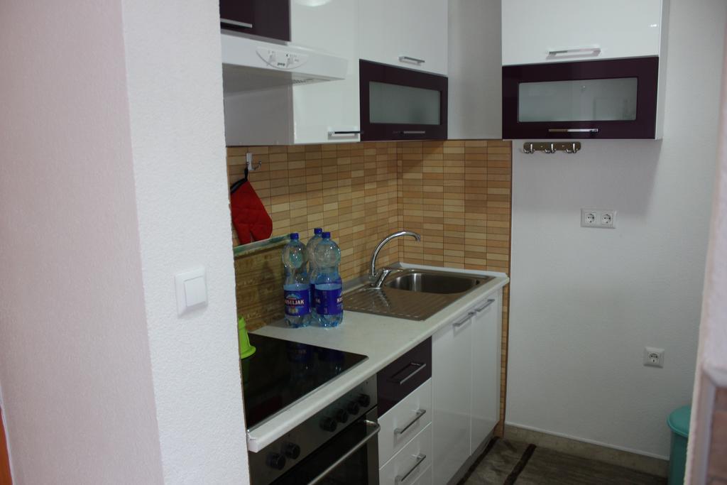 Apartments Zoni วลาซิส ภายนอก รูปภาพ