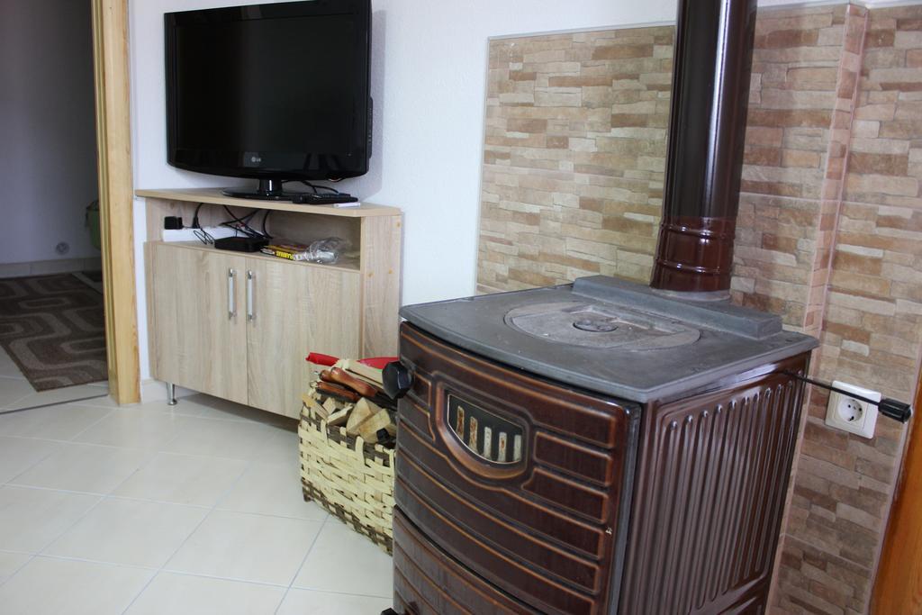 Apartments Zoni วลาซิส ภายนอก รูปภาพ