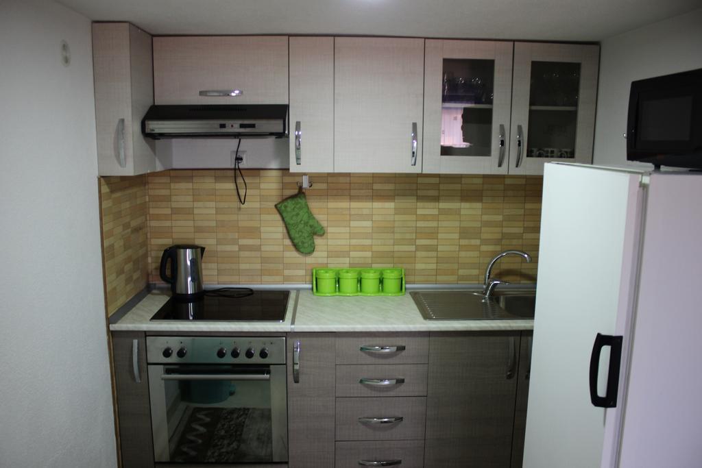 Apartments Zoni วลาซิส ภายนอก รูปภาพ
