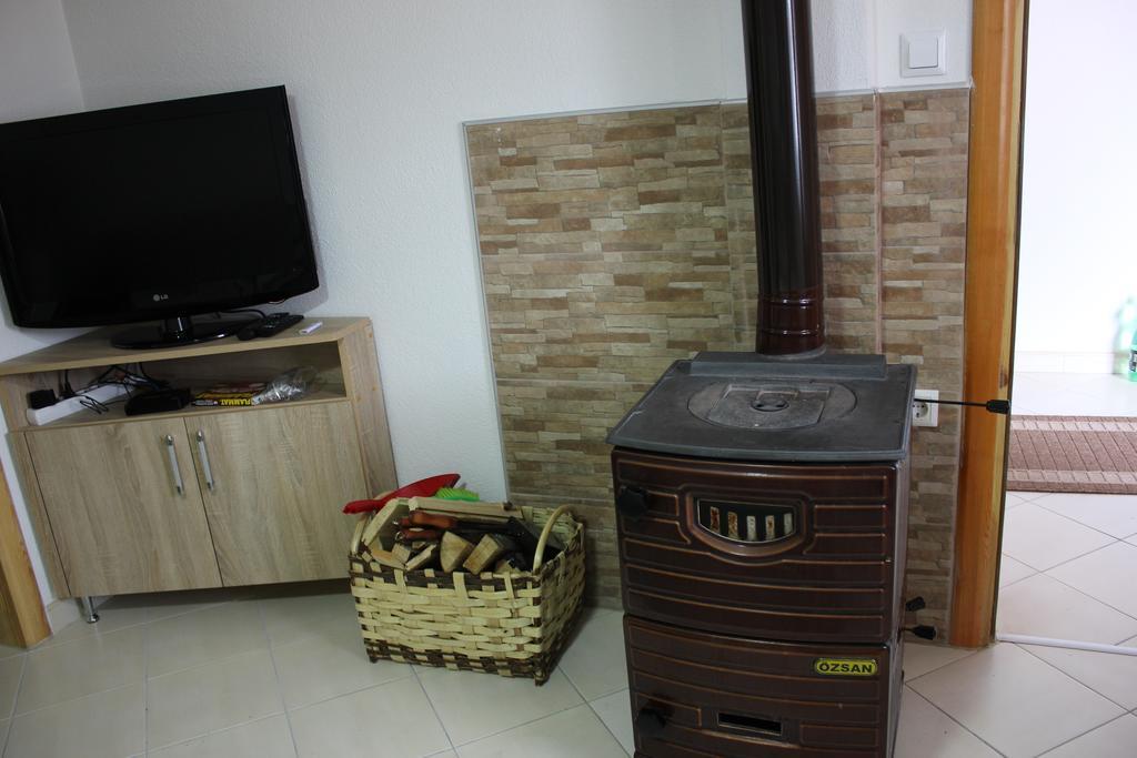 Apartments Zoni วลาซิส ภายนอก รูปภาพ